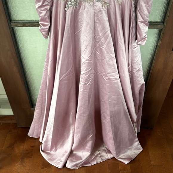 Mac Duggal LONG SLEEVE EMBELLISHED GOWN  in Raspberry size 10 NEW $798 - Picture 12 of 16